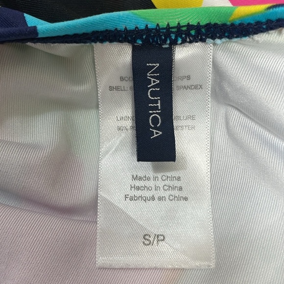 NWOT Nautica One Piece Swimsuit Cross Back Slimming Tropical Print S - Picture 12 of 15